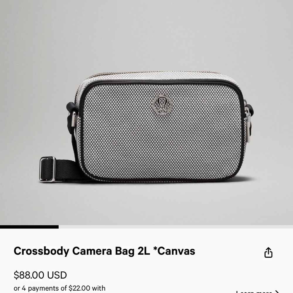 Lululemon Crossbody Camera Bag 2L
Canvas- Ivory/Black